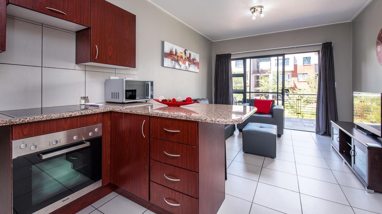 Jozistay @ Jackal Creek Apartments Roodepoort Ruang foto